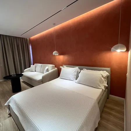 Novum * ティラナ